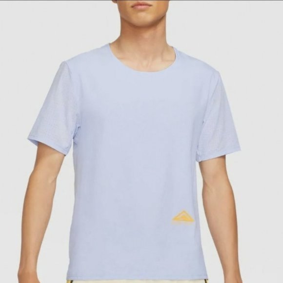 NWT Men's Nike trail running top! - Picture 1 of 7